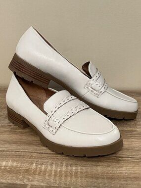 LIFE STRIDE CREAM 'LONDON' LOAFER, 10W; NWOT, NEVER WORN